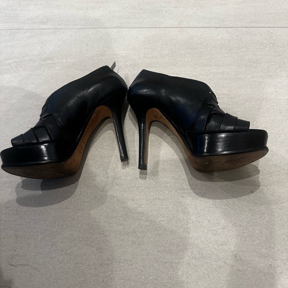 MICHAEL KORS PEEP TOE HEEL - Picture 3 of 3